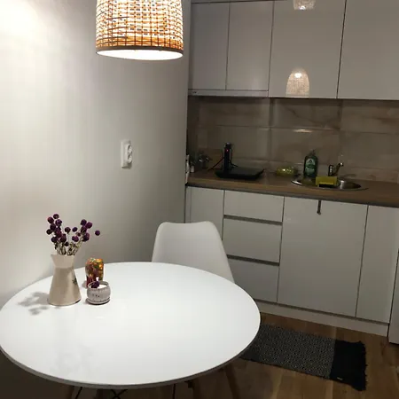 Tesla 30 * Κρούσεβατς